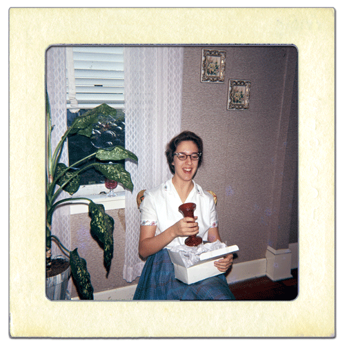 Web_1964_Janice receiving gift